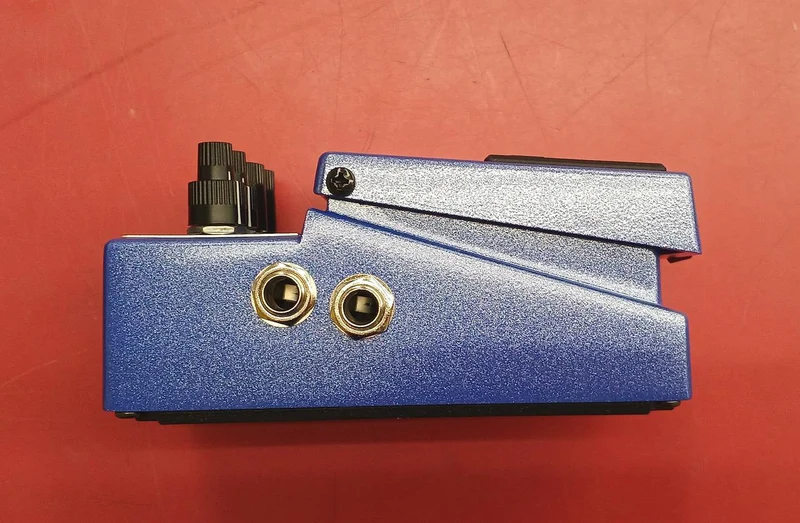 BOSS Effektpedal SY-1