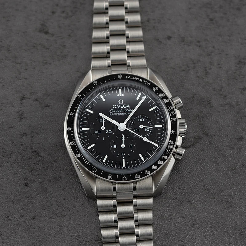 Speedmaster Moonwatch Professional Sapphire 42mm - Black on Bracelet