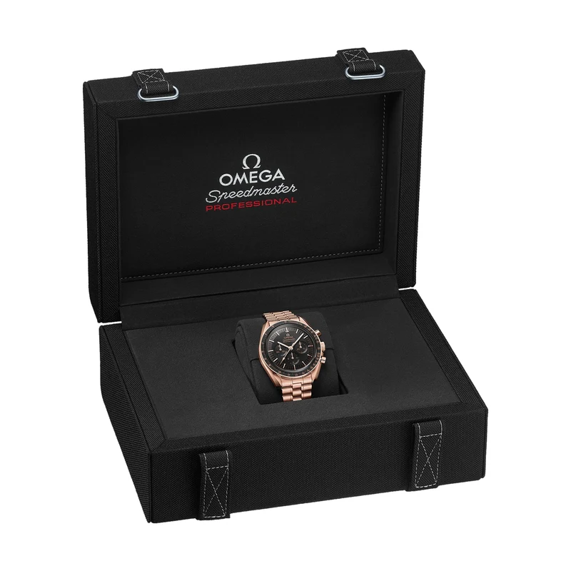 Speedmaster Moonwatch Professional Sapphire Sedna Gold 42mm - Black on Bracelet