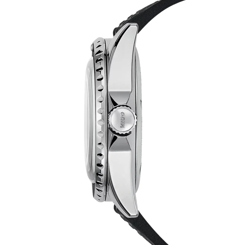 Ocean Star Tribute 40.5mm - Red on Rubber Strap