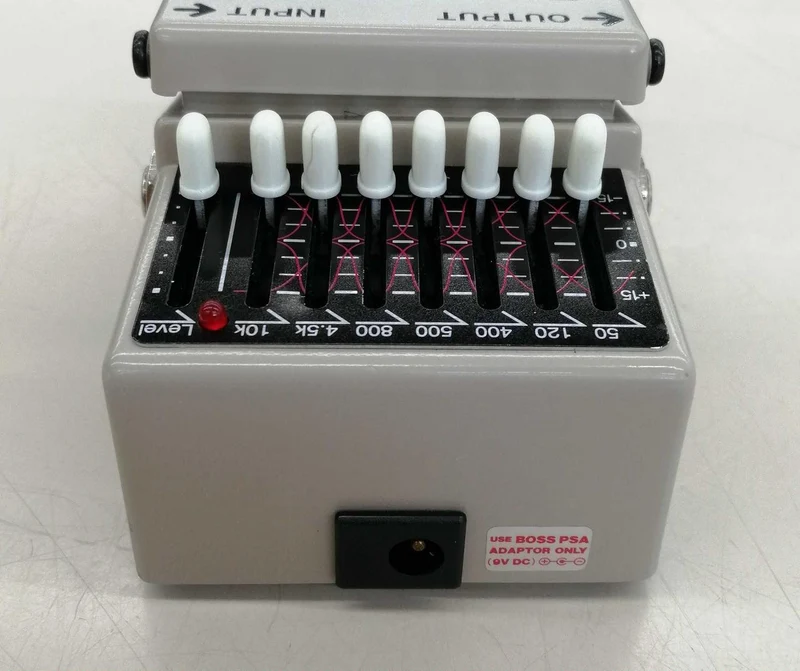 BOSS BEB-7 Equalizer für Bässe