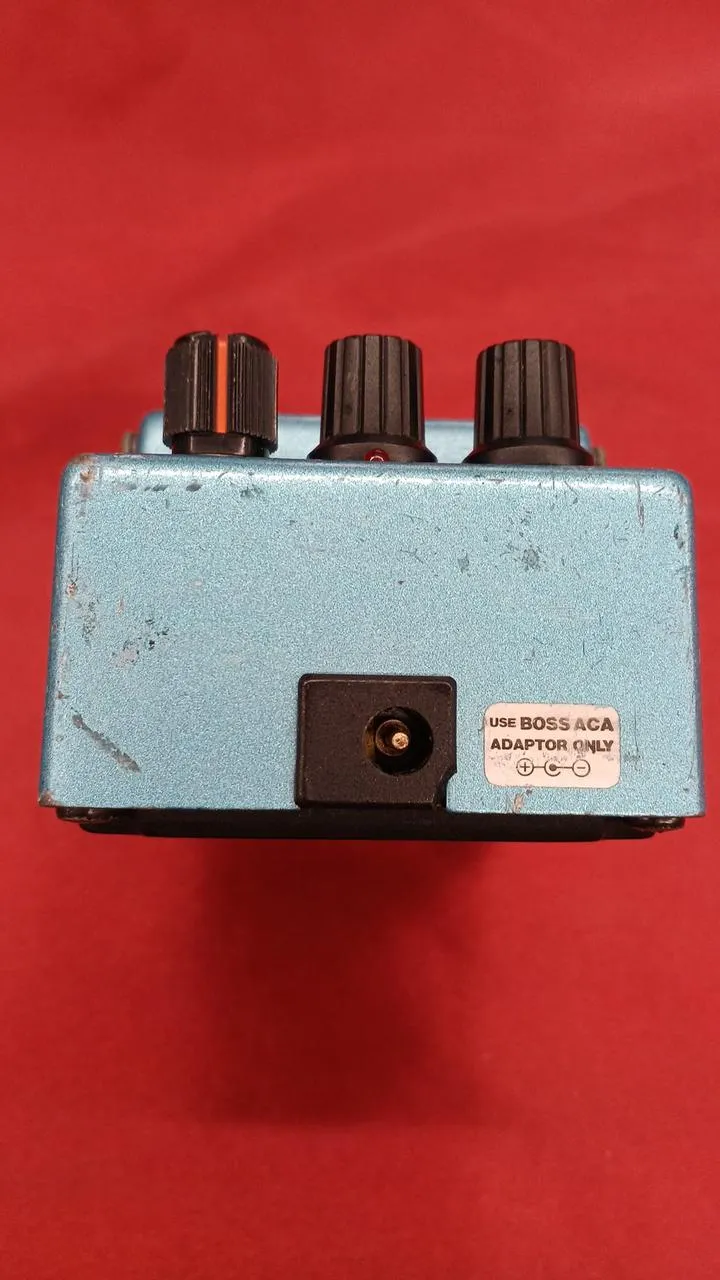 BOSS Effektpedal CE-3