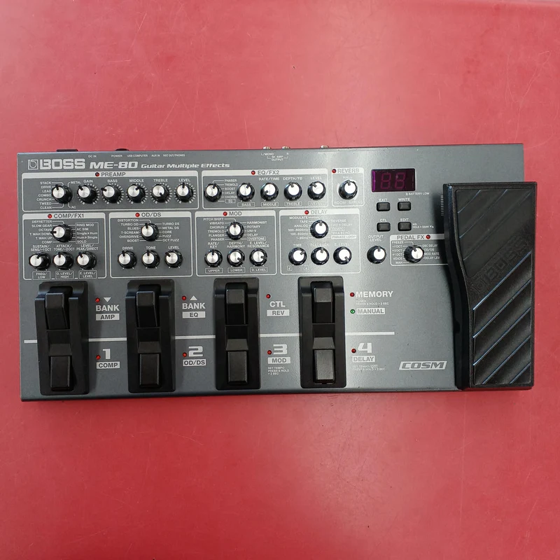 BOSS Multi-Effektpedal ME-80