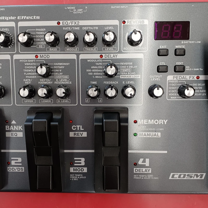 BOSS Multi-Effektpedal ME-80