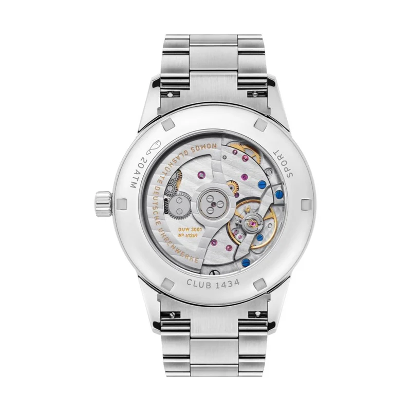 Club Sport Neomatik Ember 39mm - Beige on Bracelet