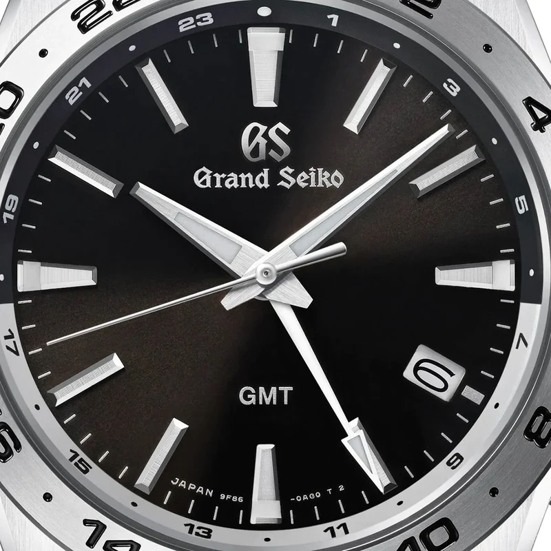 SBGN027 Sport Quartz GMT 39mm - Black on Bracelet