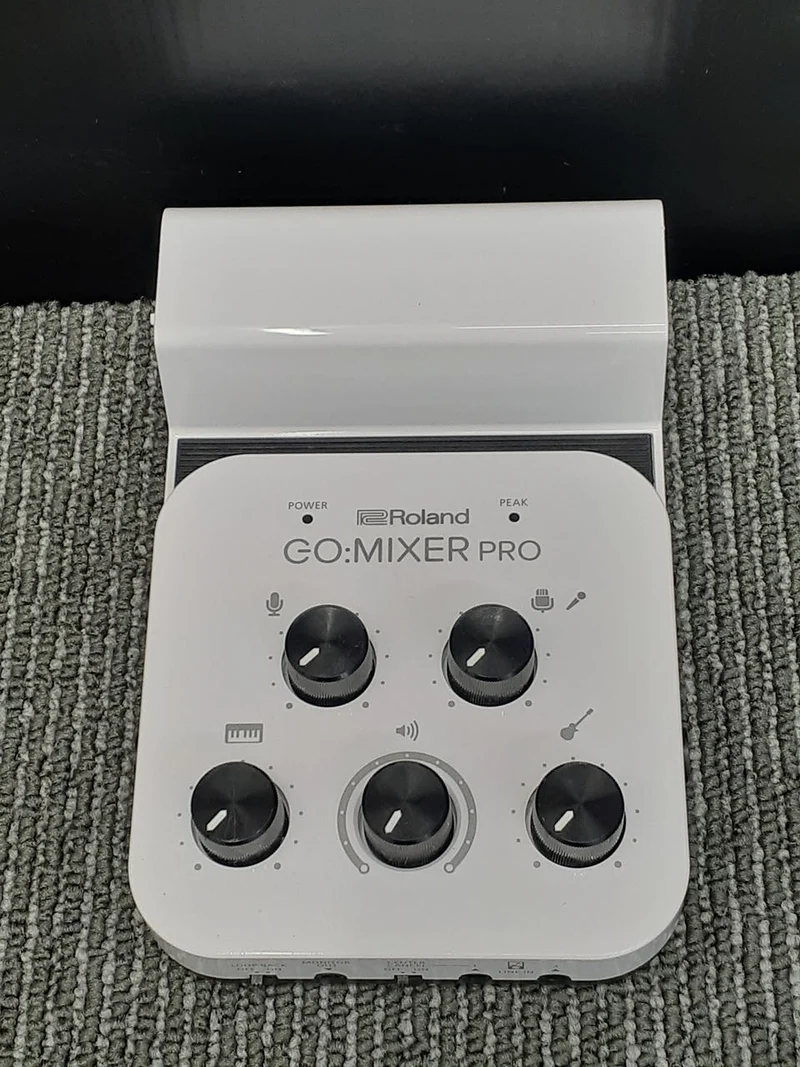 ROLAND Audio Interface GO: MIXER