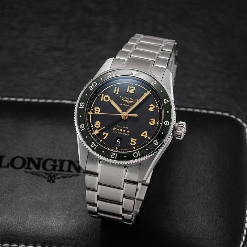 Spirit Zulu Time 39mm - Green on Bracelet