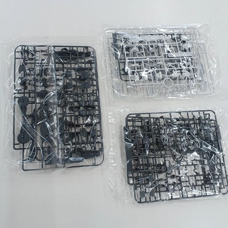 BANDAI Gundam MG Gundam Astrea + Proto GN Twin Broadblade
