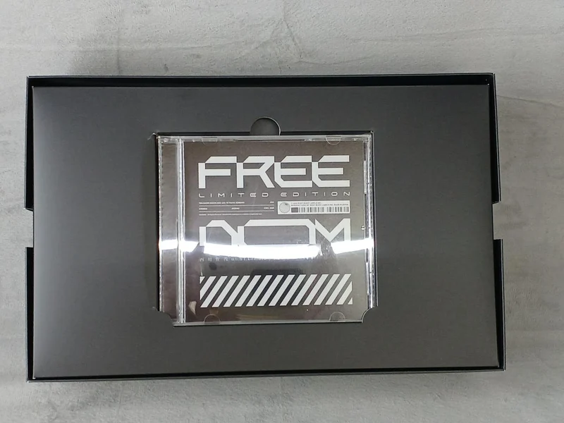 SONY MUSIC LABELS Takanori Nishikawa MIT T. KOMURO / FREEDOM Limited Edition
