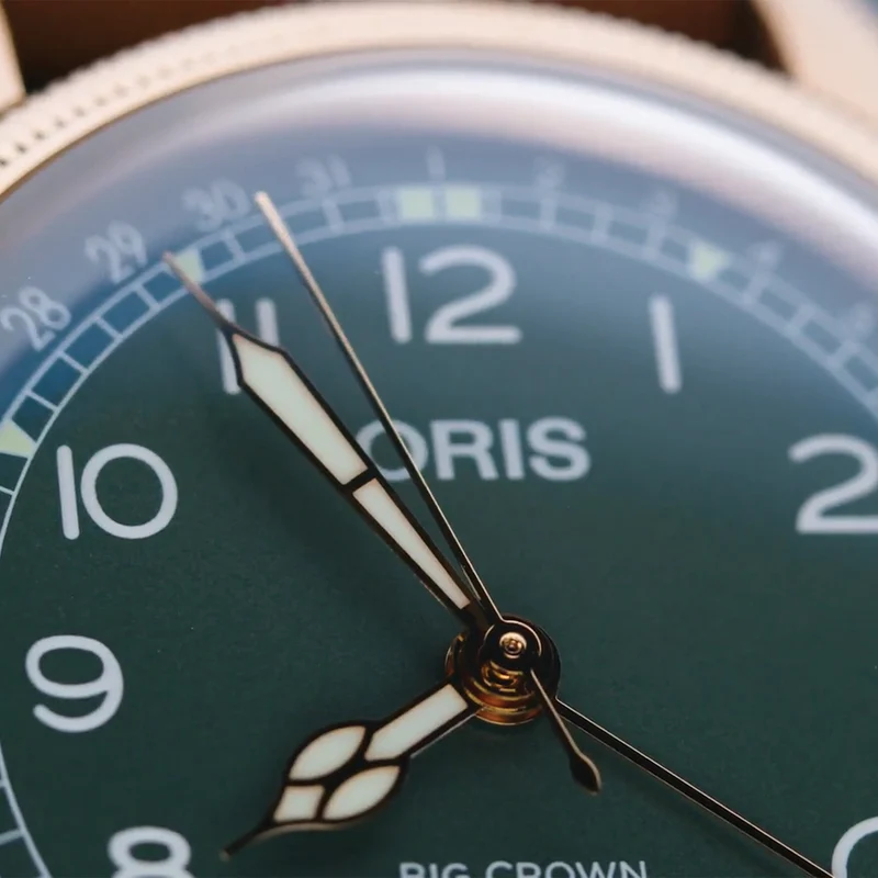 Big Crown Pointer Date 80th Anniversary Edition 40mm - Green on Leather Strap