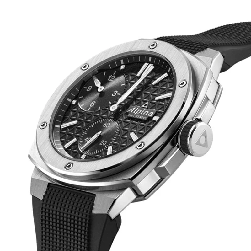 Alpiner Extreme Automatic 41mm - Black on Rubber Strap