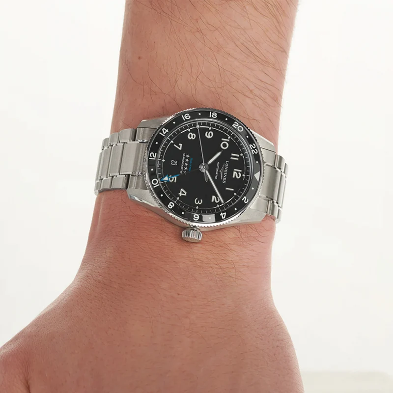 Spirit Zulu Time 42mm - Black on Bracelet
