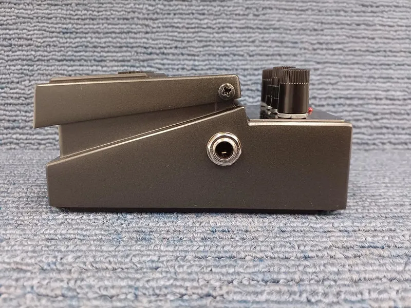 BOSS Effektpedal MT-2