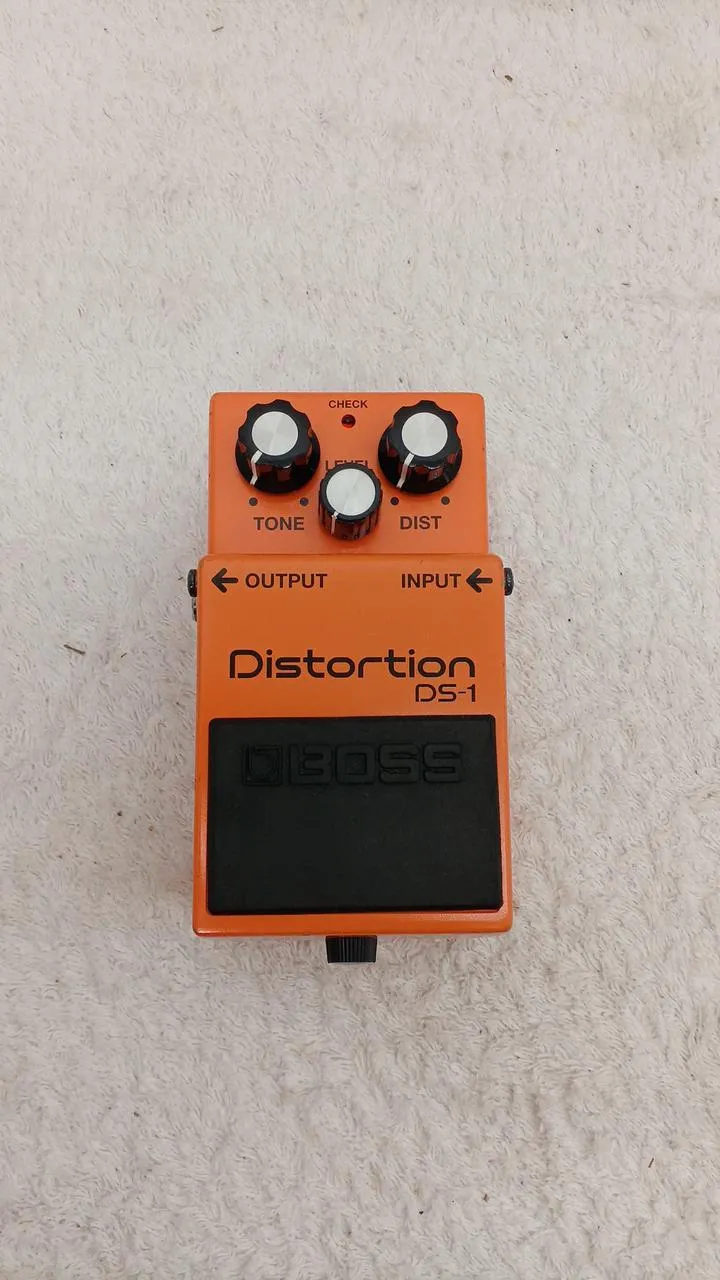 BOSS Effektpedal: DS-1