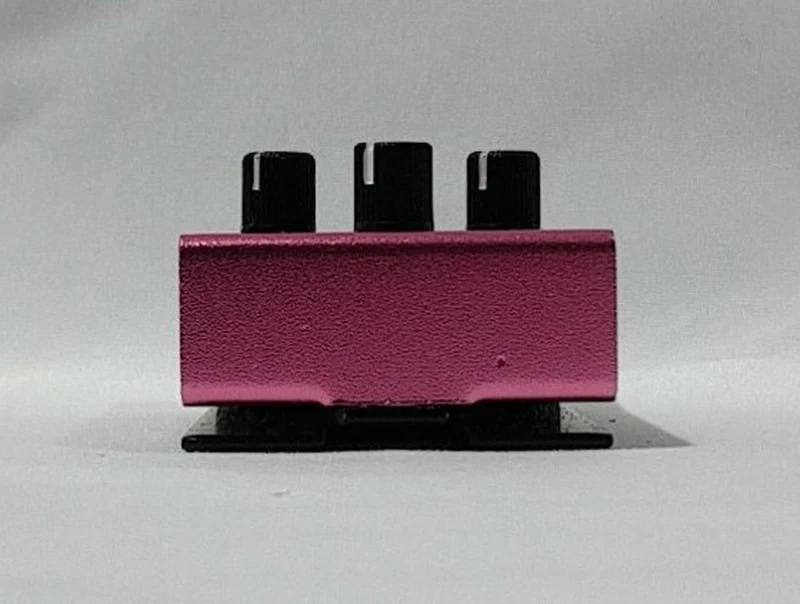 OLINTHUS Effektpedal: EARWIG FUZZ