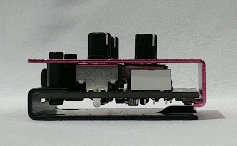 OLINTHUS Effektpedal: EARWIG FUZZ