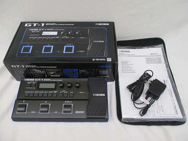 BOSS Multi-Effektgerät GT-1