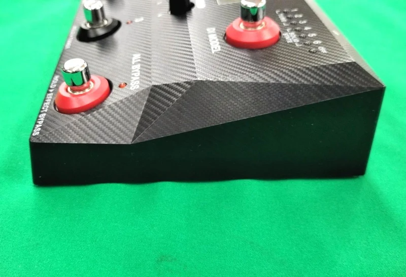ZOOM Bass Multi-Effektpedal B2FOUR