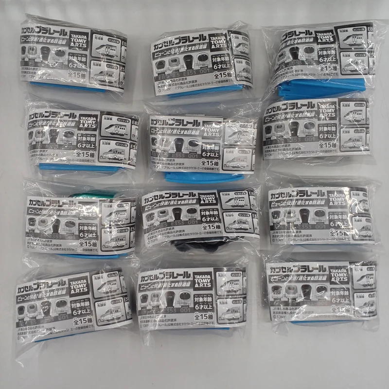 TAKARA TOMY Kapselspielzeug Plarail