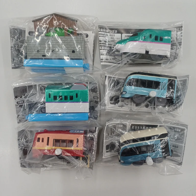 TAKARATOMY Kapselspielzeug Plarail