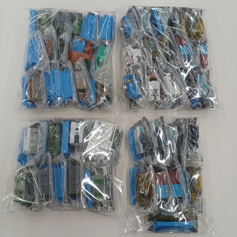 TAKARATOMY Kapselspielzeug Plarail