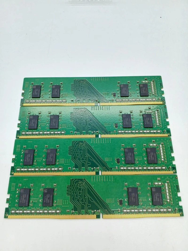 SKHYNIX Arbeitsspeicher 4 GB × 4 HMA851U6DJR6N