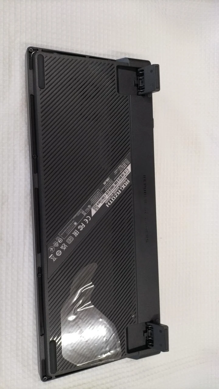 ASUS Gaming-Tastatur M701 ROG AZOTH