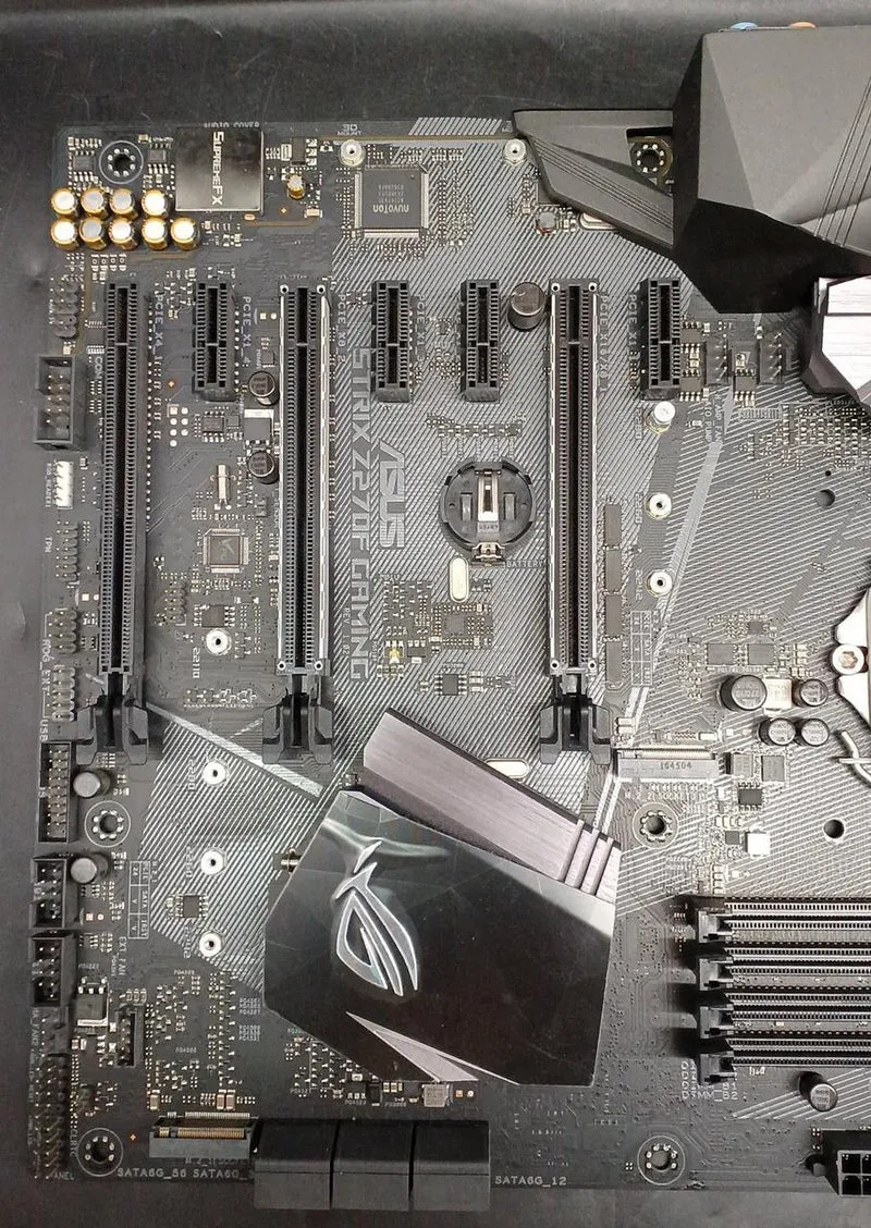 ASUS Motherboard STRIX Z270F