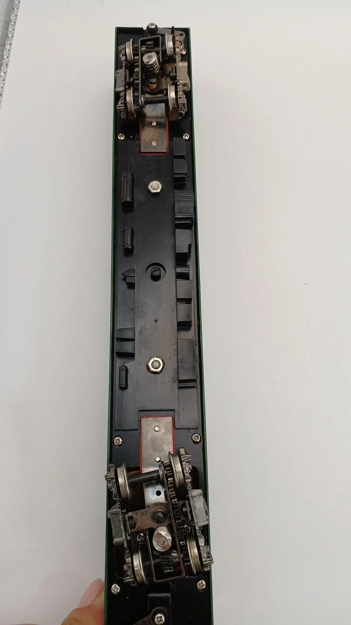 Katsumi Moha 164 Expresszug mit Motor