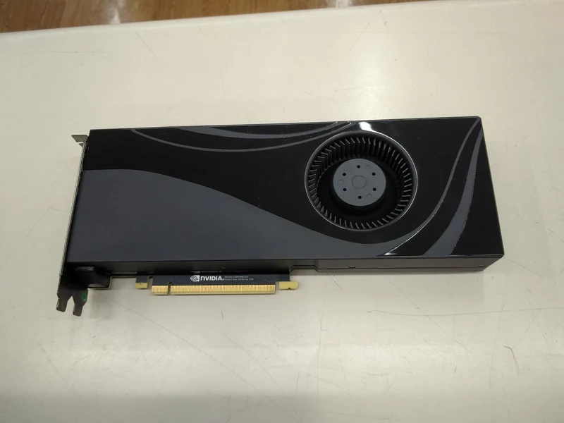 NVIDIA Haupteinheit (nur): Grafikkarte: GEFORCE RTX2080