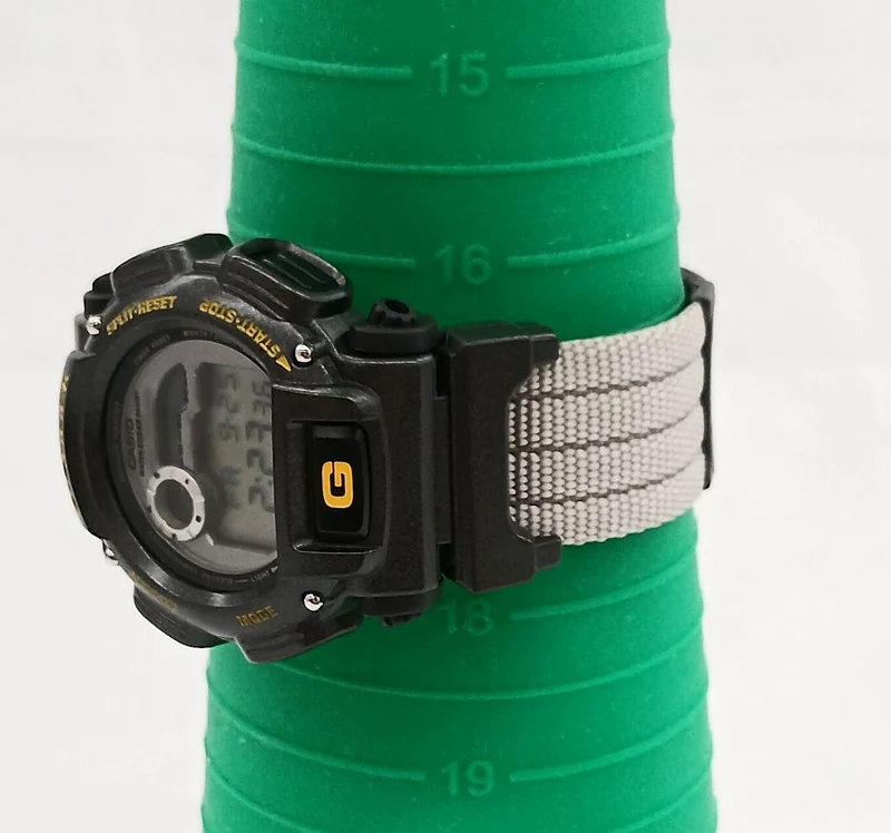 CASIO G-SHOCK DW-9000