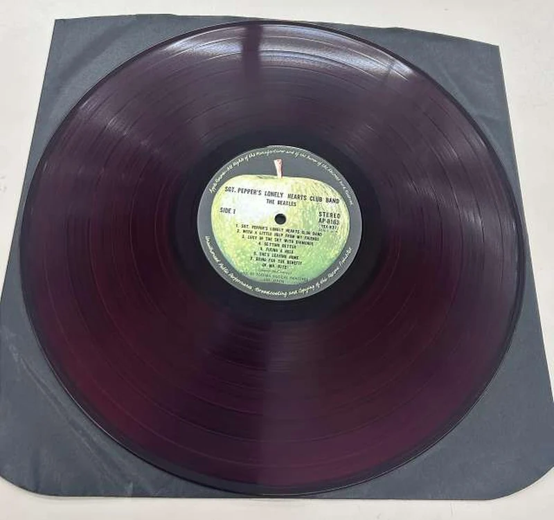 APPLE [Rote Disc] Sgt. Pepper's Lonely Hearts Club Ba AP-8613