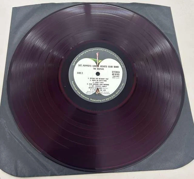 APPLE [Rote Disc] Sgt. Pepper's Lonely Hearts Club Ba AP-8613
