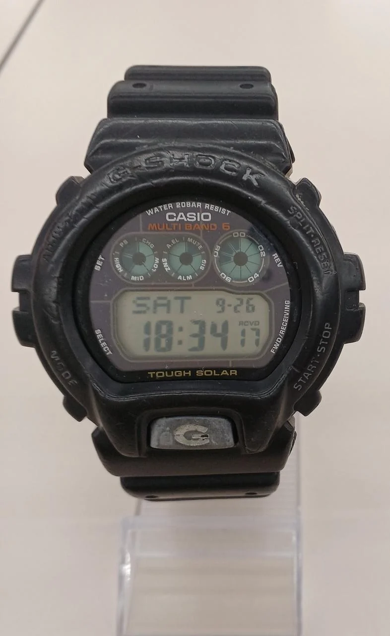 CASIO *LCD mit vielen Kratzern GW-6900