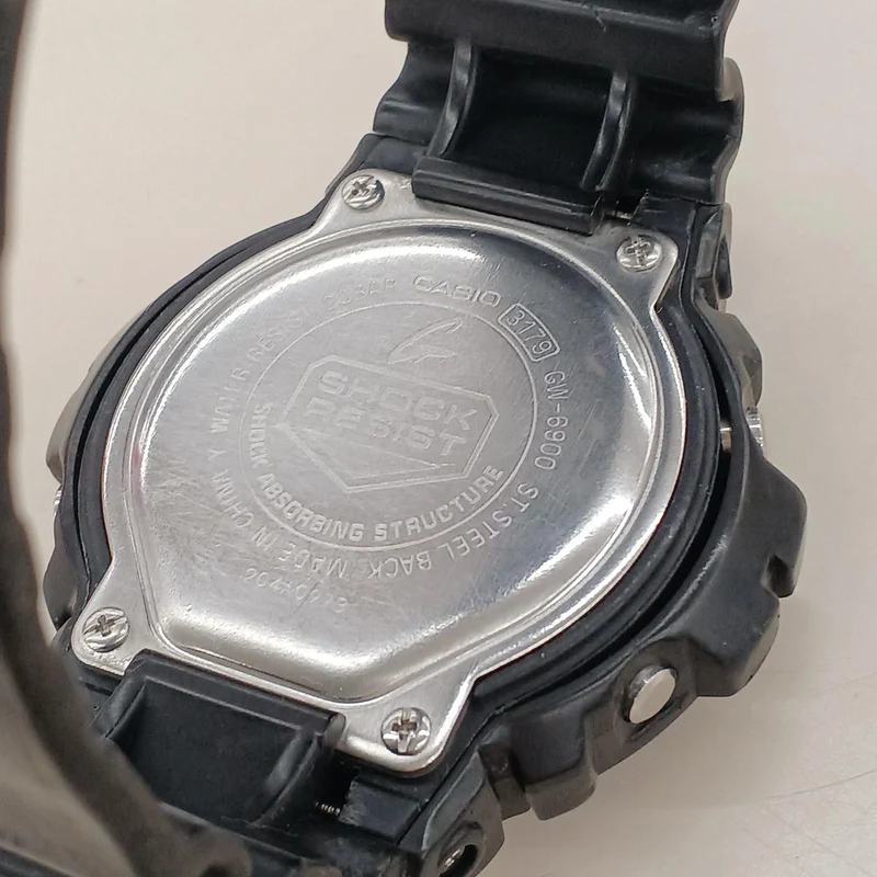 CASIO *LCD mit vielen Kratzern GW-6900