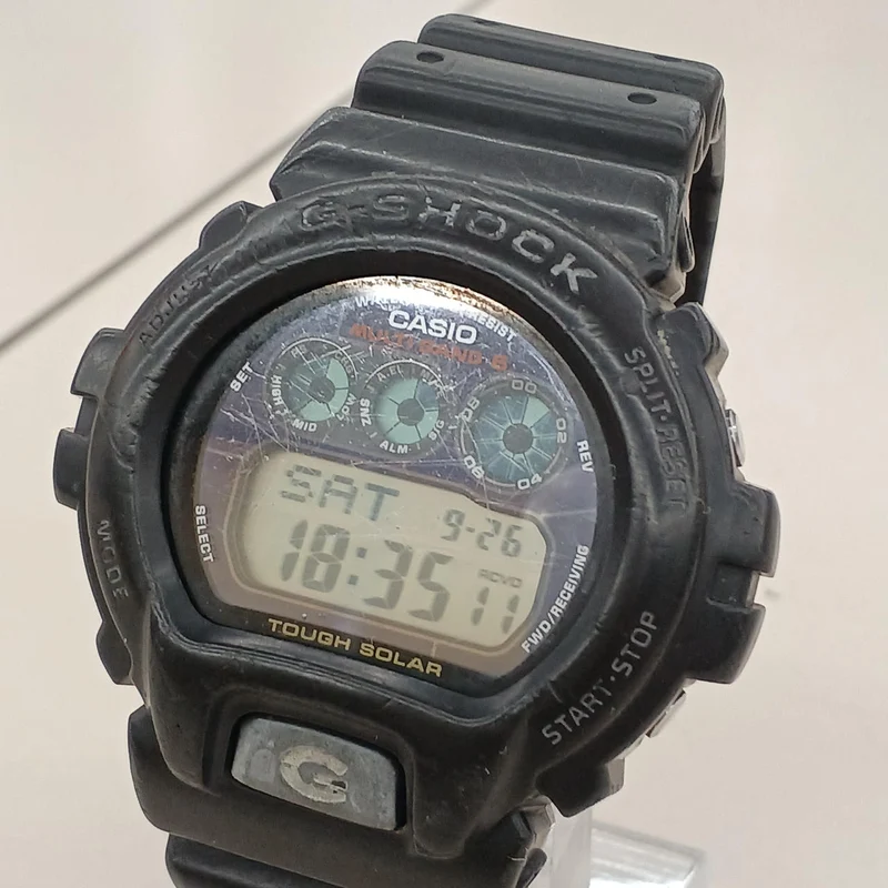 CASIO *LCD mit vielen Kratzern GW-6900