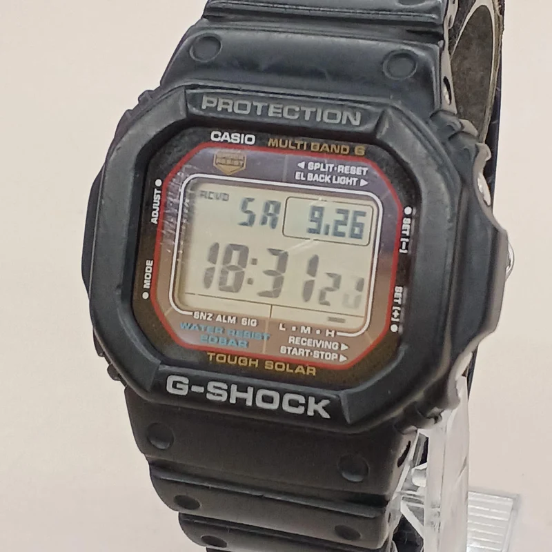 CASIO *LCD zerkratzt GW-M5610