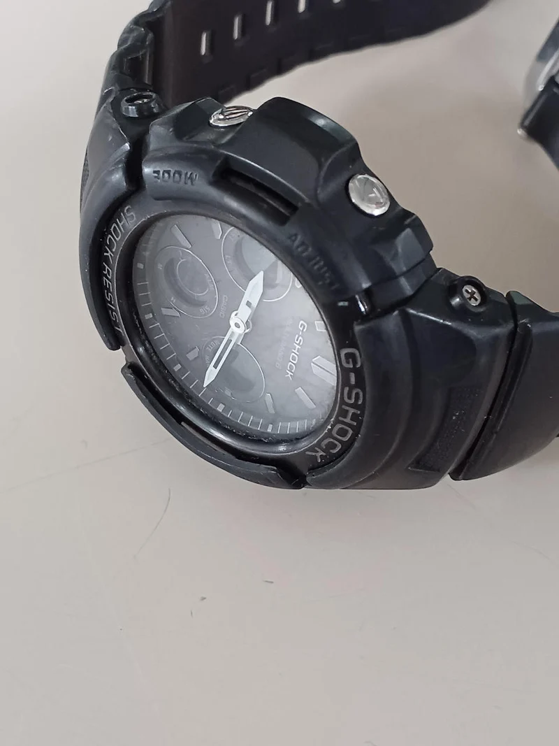 CASIO G-SHOCK AWG-M100