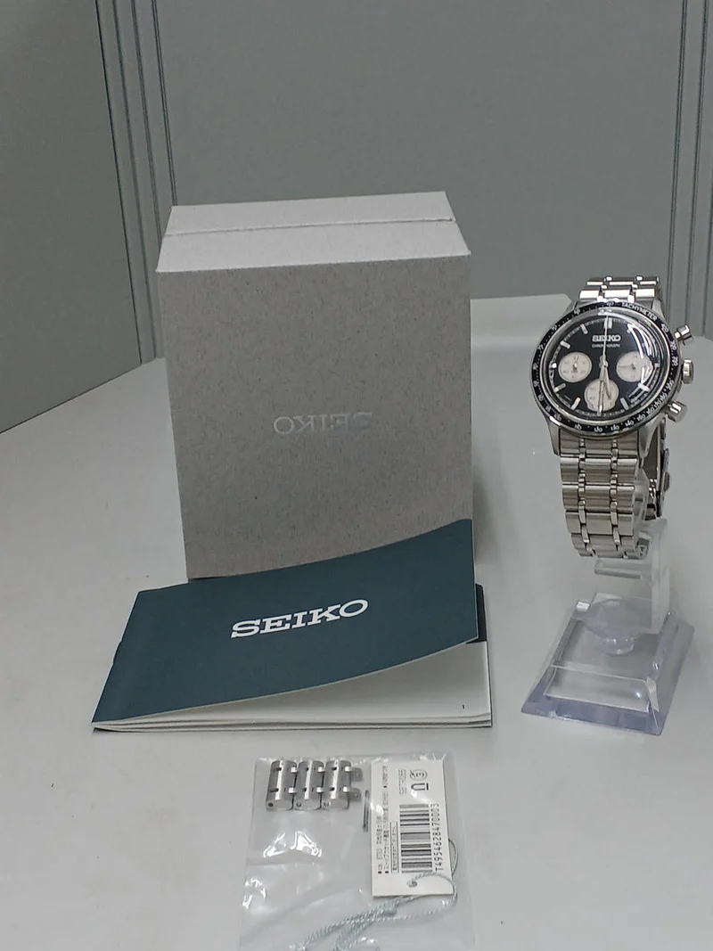 SEIKO Quarz-Chronograph 8T63-03P0