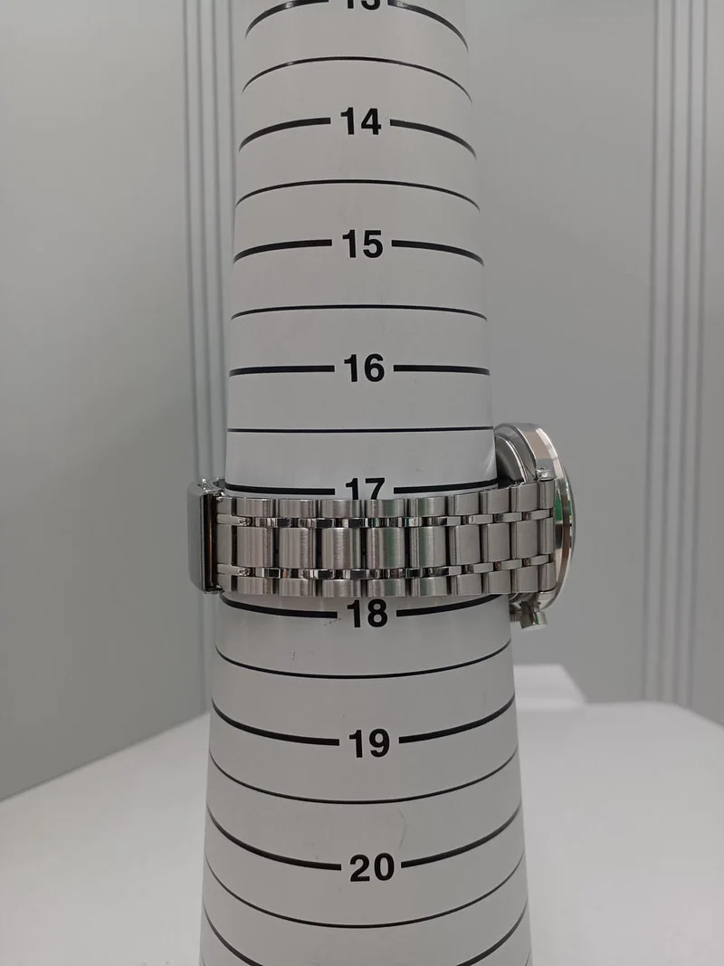 SEIKO Quarz-Chronograph 8T63-03P0