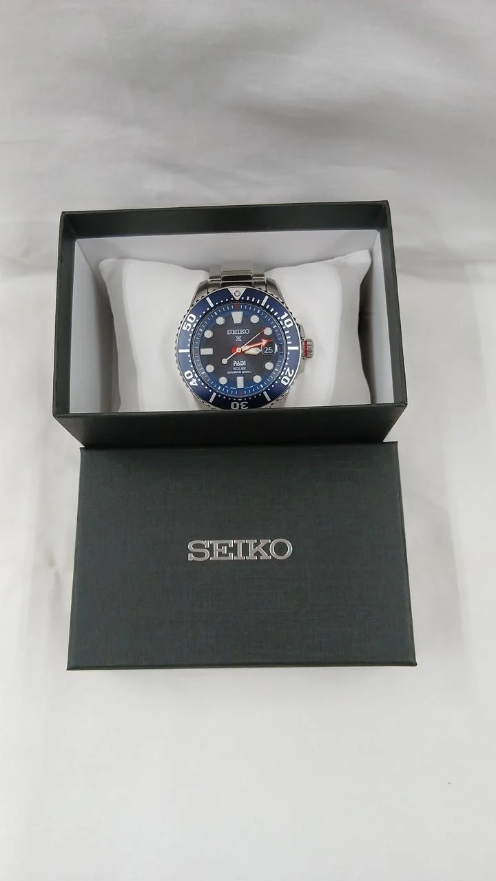 SEIKO Solar Divers V157-0DF0