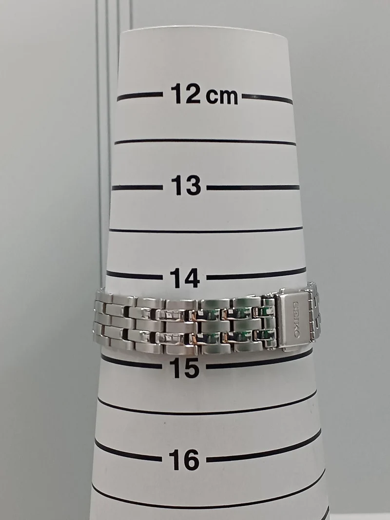 SEIKO Funkgesteuerte Solar-Armbanduhr 1B21-0AN0
