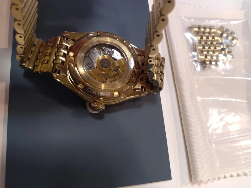 SEIKO Armbanduhr SARX132 (inkl. Geschenkbox und Armbandgliedern)