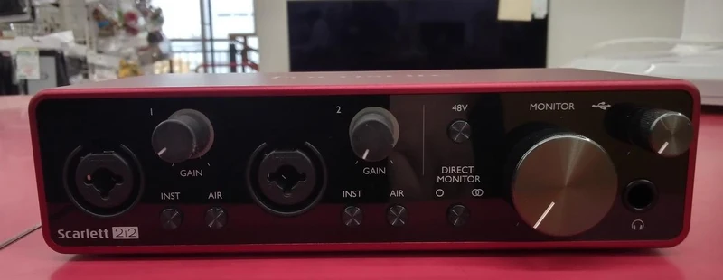 FOCUSRITE Audio-Interface: SCARLETT2I2 GEN3