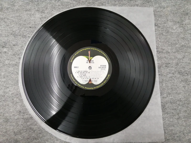 Apple Records THE BEATLES REVOLVER