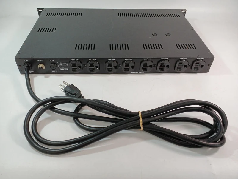 [SCHROTT] Classic Pro Power Distributor PDM/R