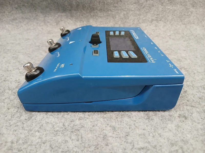 TC-HELICON Vocal Effects Pedal VOICELIVE PLAY