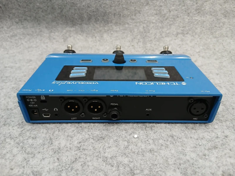 TC-HELICON Vocal Effects Pedal VOICELIVE PLAY
