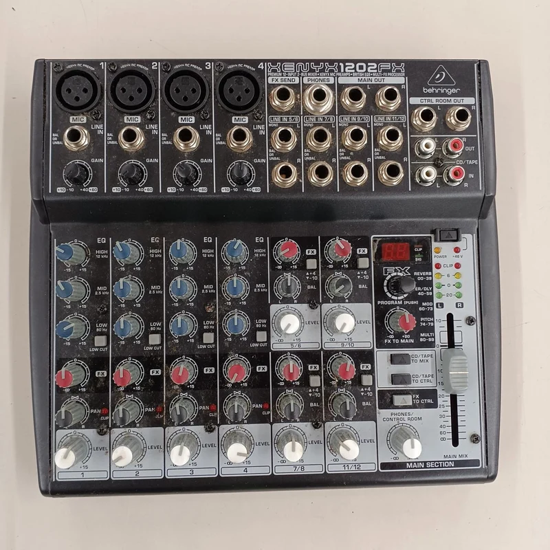 BEHRINGER Analogmixer XENYX802